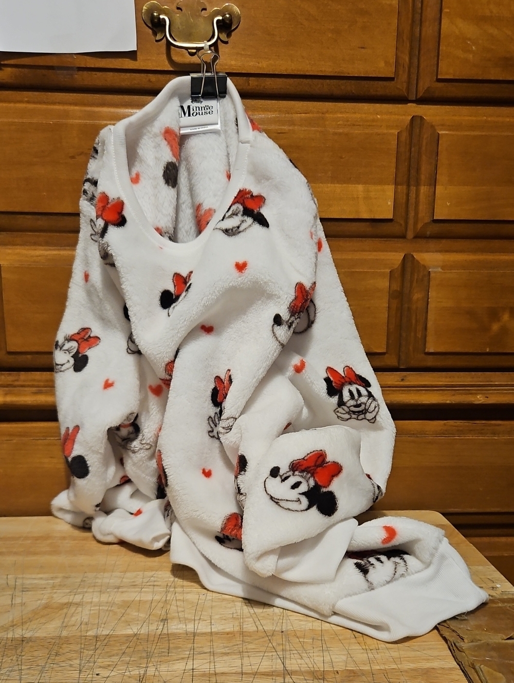 Disney Minnie Mouse White Fleece Pullover with Red Bow Accents